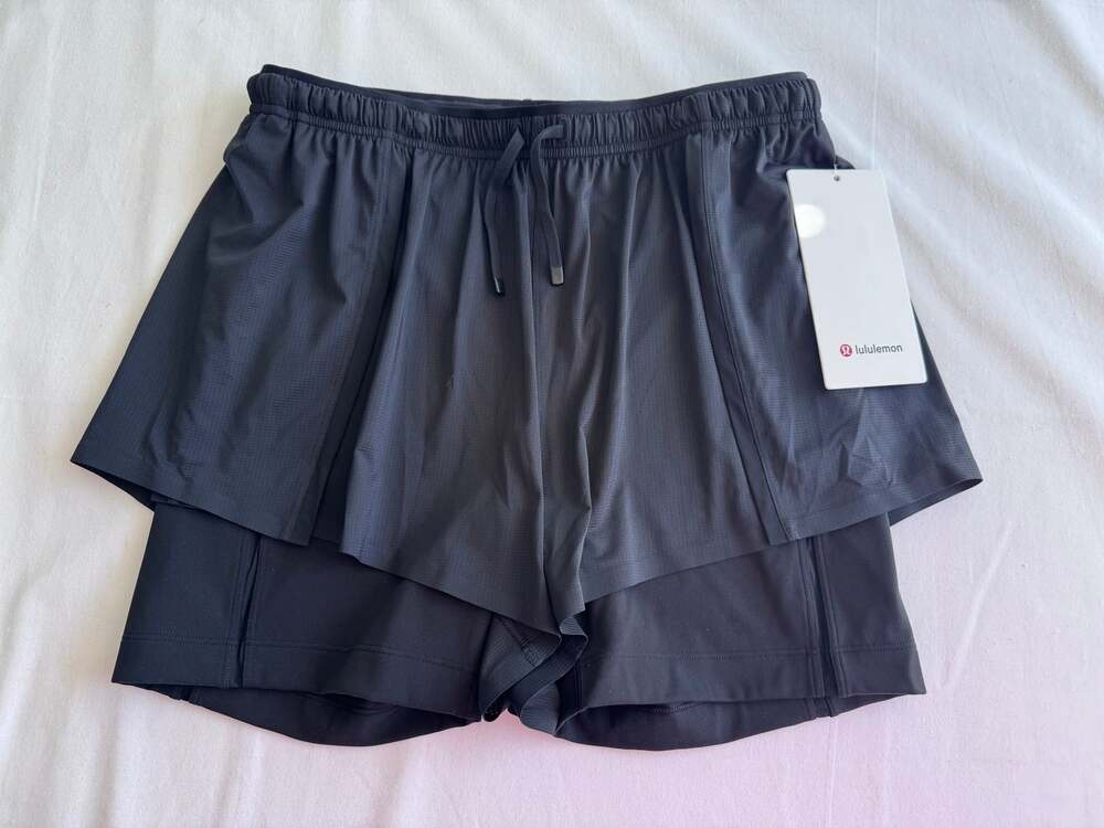 Lululemon Lightweight 2-in-1 Running High Rise Shorts Black Size Small NWT